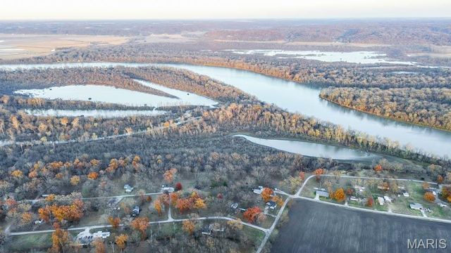 236 Gallinipper Road, Hardin, IL 62047