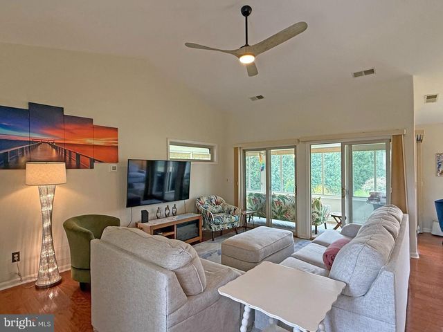 18565 Orton Cir Unit 8, Lewes, DE 19958
