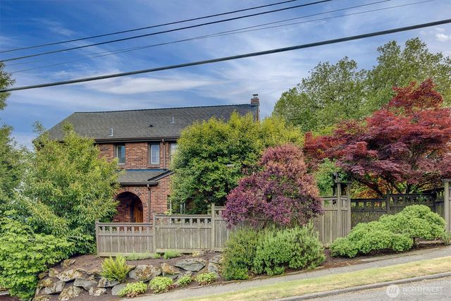 3601 E Cherry Street, Seattle, WA 98122