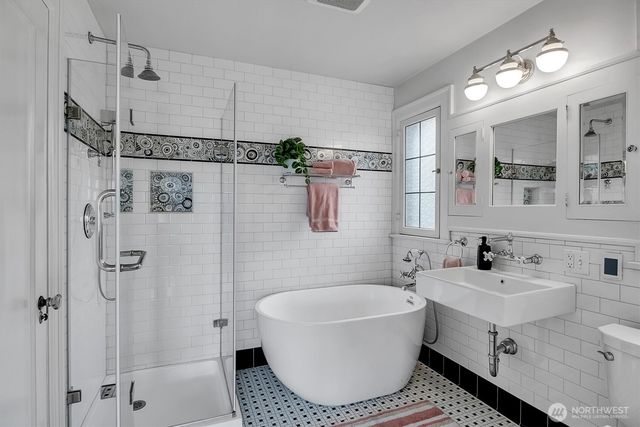 3601 E Cherry Street, Seattle, WA 98122