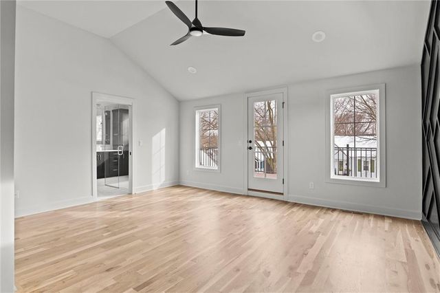 2207 W 47th Terrace, Westwood, KS 66205