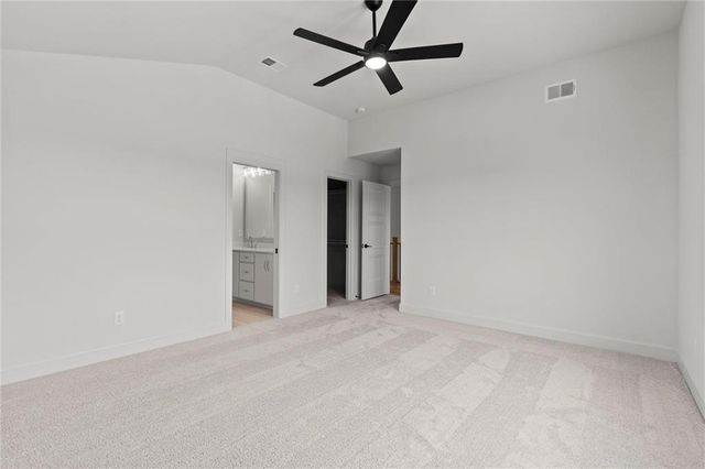 2207 W 47th Terrace, Westwood, KS 66205