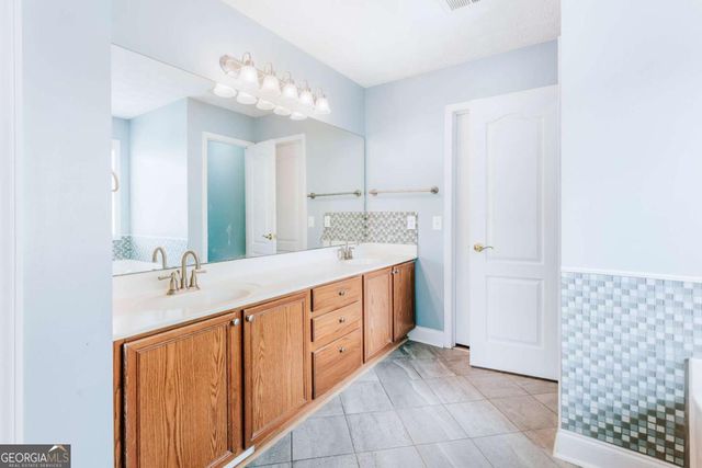 1050 Rebekah Drive, Bogart, GA 30622