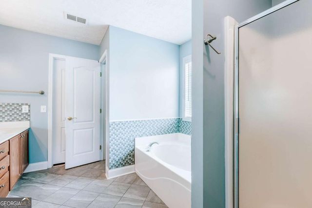 1050 Rebekah Drive, Bogart, GA 30622