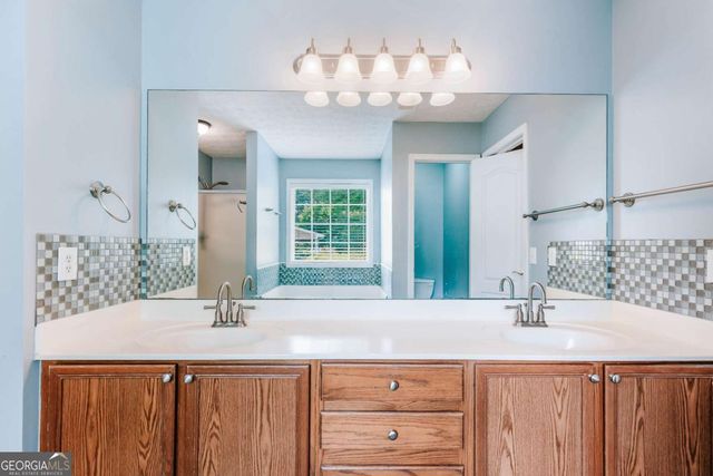 1050 Rebekah Drive, Bogart, GA 30622