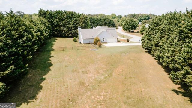 1050 Rebekah Drive, Bogart, GA 30622