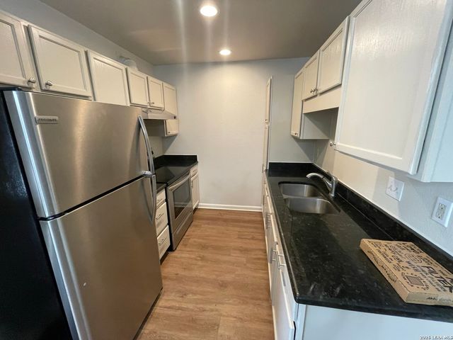215 Eleanor Ave Apt 2, San Antonio, TX 78209