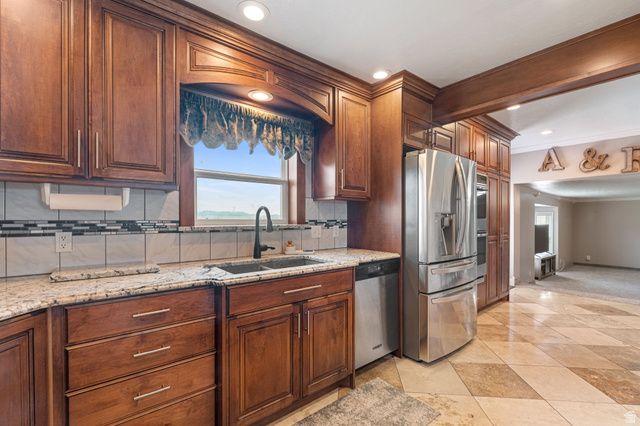 2214 S 1600 E, Preston, ID 83263