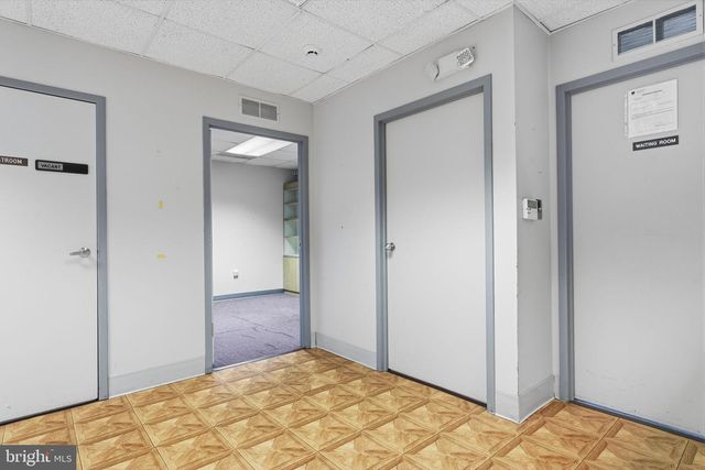 2081 KLOCKNER RD, Hamilton, NJ 08690
