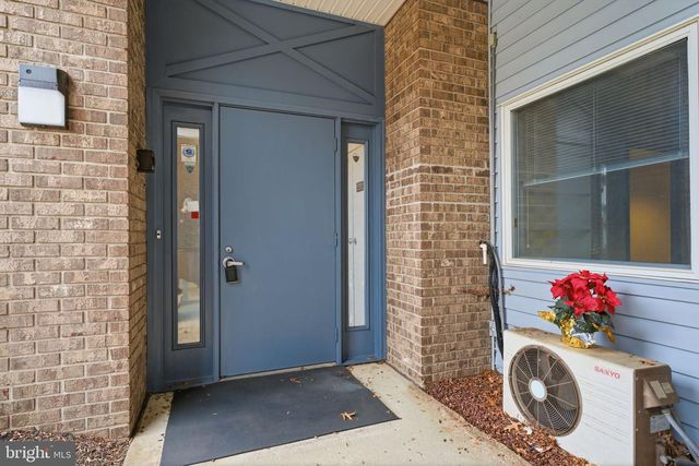 2081 KLOCKNER RD, Hamilton, NJ 08690