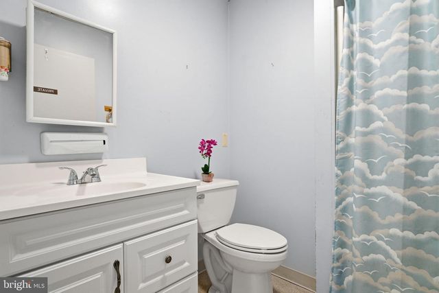 2081 KLOCKNER RD, Hamilton, NJ 08690