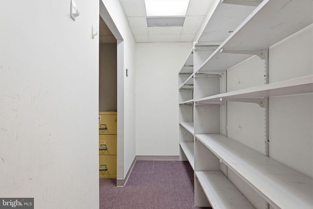 2081 KLOCKNER RD, Hamilton, NJ 08690