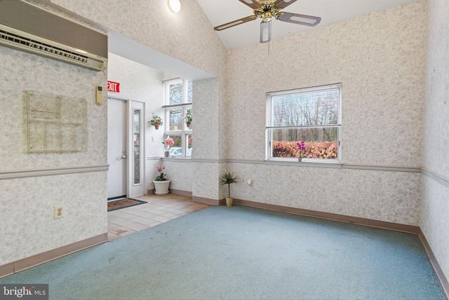 2081 KLOCKNER RD, Hamilton, NJ 08690