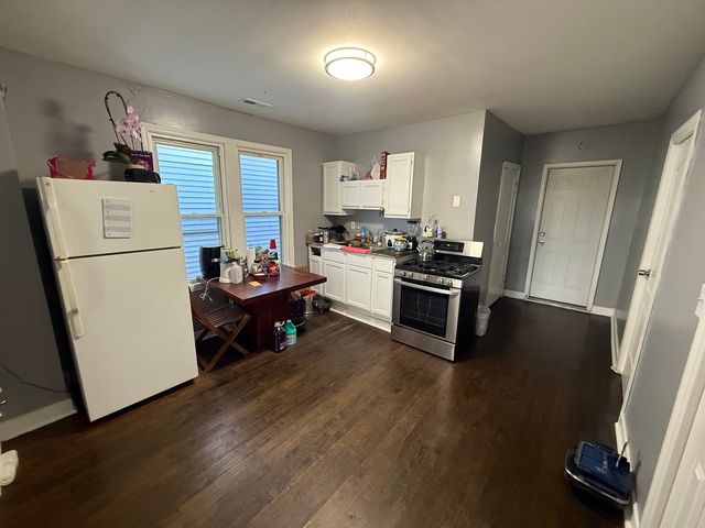 4812 S Elizabeth Street, Chicago, IL 60609