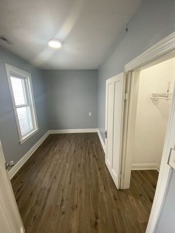 4812 S Elizabeth Street, Chicago, IL 60609