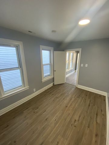 4812 S Elizabeth Street, Chicago, IL 60609