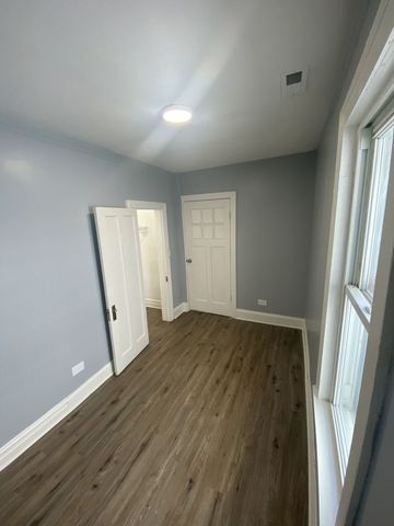 4812 S Elizabeth Street, Chicago, IL 60609