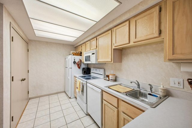 2487 Timbers Edge Lane, Columbus, OH 43235