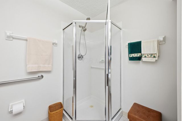 2487 Timbers Edge Lane, Columbus, OH 43235