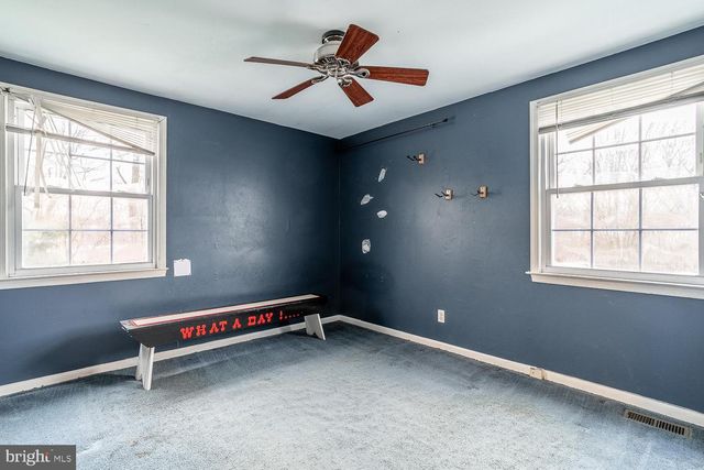 421 HAMPTON LN, Somerdale, NJ 08083