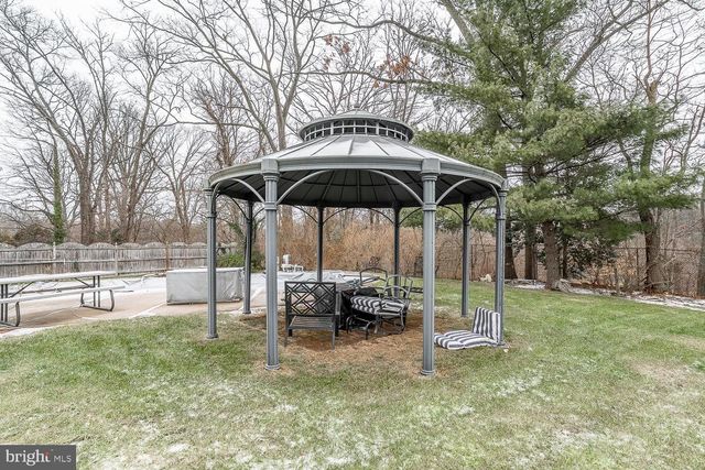 421 HAMPTON LN, Somerdale, NJ 08083