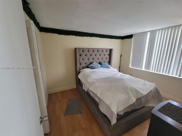 1740 NW N River Dr 512, Miami, FL 33125
