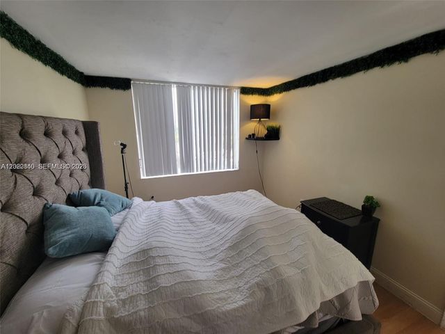 1740 NW N River Dr 512, Miami, FL 33125