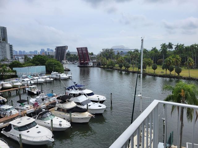 1740 NW N River Dr 512, Miami, FL 33125