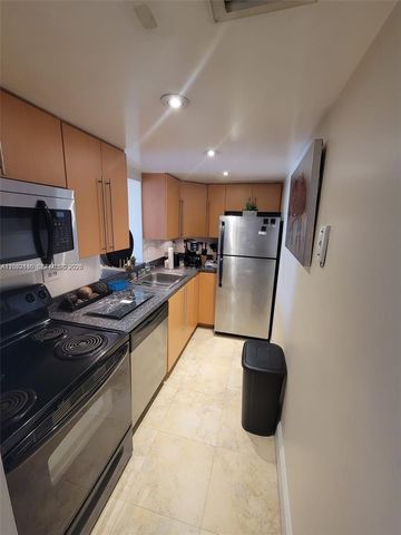 1740 NW N River Dr 512, Miami, FL 33125