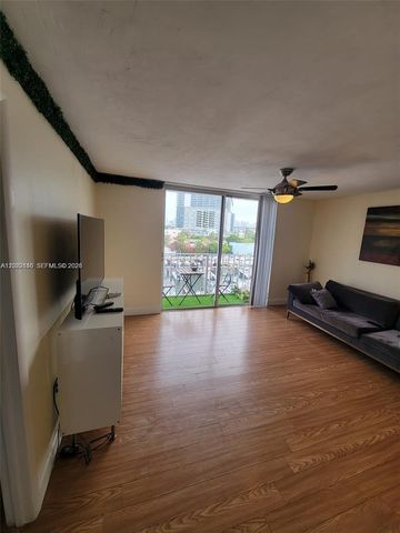 1740 NW N River Dr 512, Miami, FL 33125