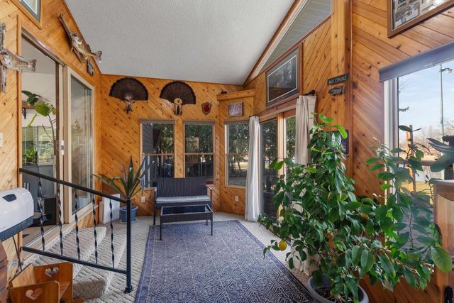 909 BROOKWOOD COURT, Oshkosh, WI 54902