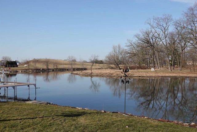 909 BROOKWOOD COURT, Oshkosh, WI 54902