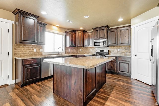 2997 N 3400 W, Plain City, UT 84404