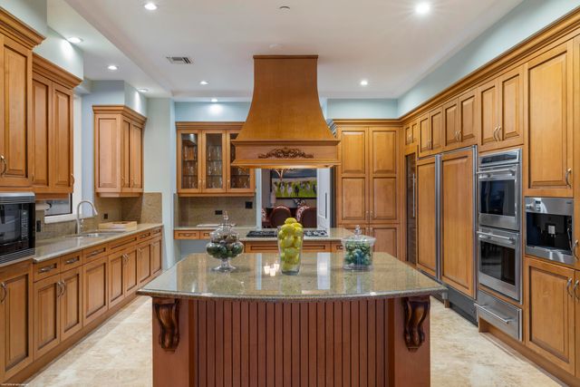 5310 N Ocean Drive Ph 1201, Singer Island, FL 33404