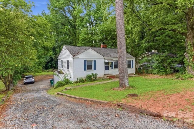 1909 Camp Greene Street, Charlotte, NC 28208