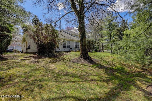 74 Ridge Place, Freehold, NJ 07728