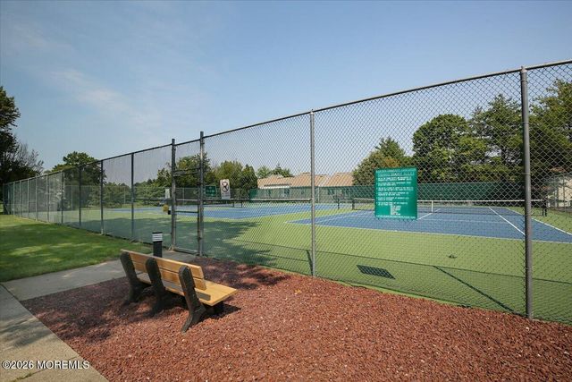 74 Ridge Place, Freehold, NJ 07728