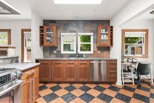 2608 3rd Ave, Sacramento, CA 95818