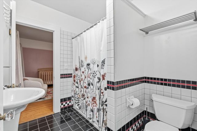 2608 3rd Ave, Sacramento, CA 95818