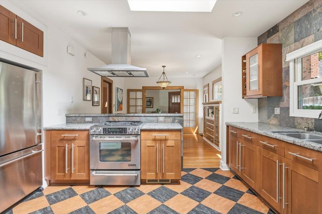2608 3rd Ave, Sacramento, CA 95818