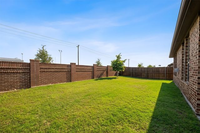 3618 Clara Drive, Melissa, TX 75454