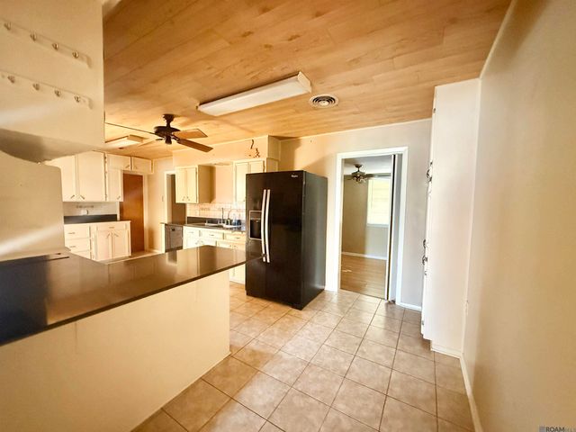 57925 Mcdaniel St, Plaquemine, LA 70764