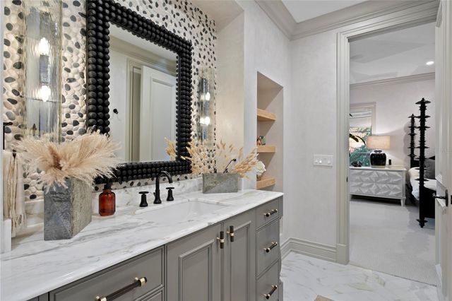 4518 W ROSEMERE ROAD, Tampa, FL 33609