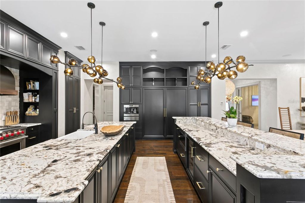 Image 24 of property listing at 4518 W ROSEMERE ROAD, Tampa, FL 33609