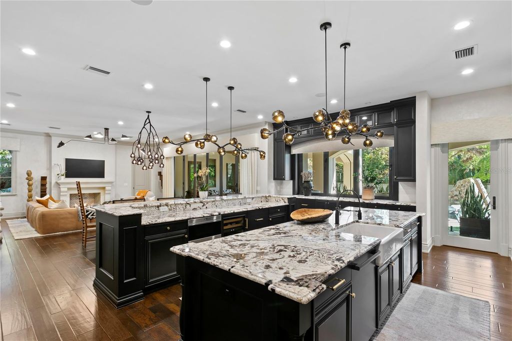 Image 27 of property listing at 4518 W ROSEMERE ROAD, Tampa, FL 33609