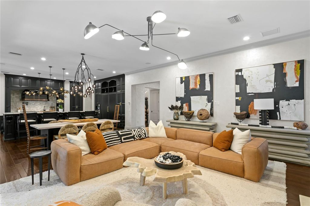 Image 32 of property listing at 4518 W ROSEMERE ROAD, Tampa, FL 33609