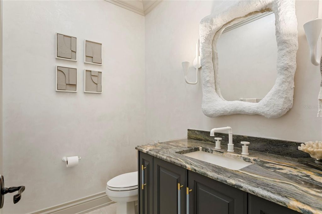 Image 37 of property listing at 4518 W ROSEMERE ROAD, Tampa, FL 33609