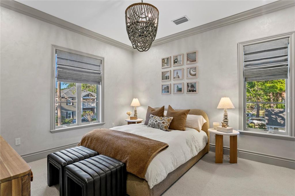 Image 46 of property listing at 4518 W ROSEMERE ROAD, Tampa, FL 33609