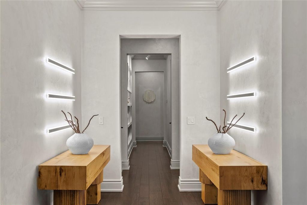 Image 49 of property listing at 4518 W ROSEMERE ROAD, Tampa, FL 33609