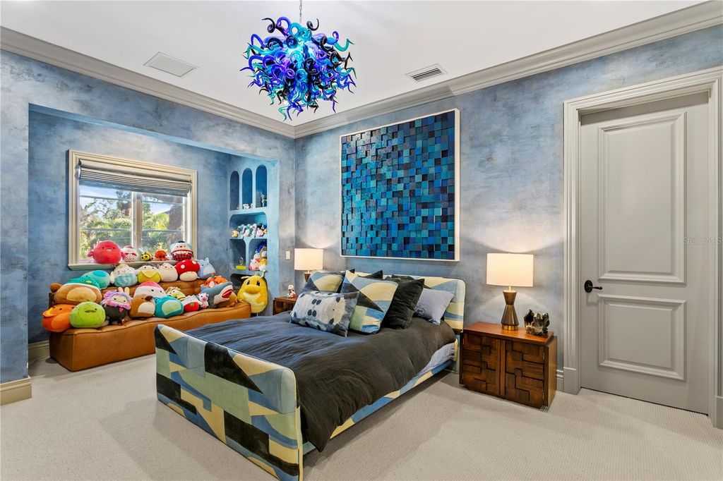 Image 50 of property listing at 4518 W ROSEMERE ROAD, Tampa, FL 33609